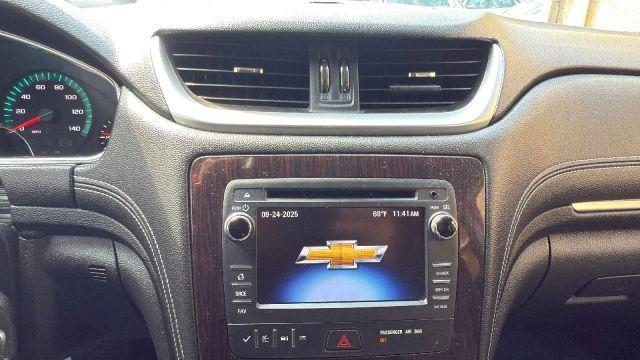 used 2015 Chevrolet Traverse car, priced at $8,799