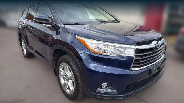 used 2016 Toyota Highlander car, priced at $20,499