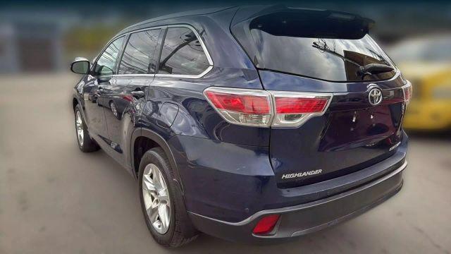used 2016 Toyota Highlander car, priced at $20,499