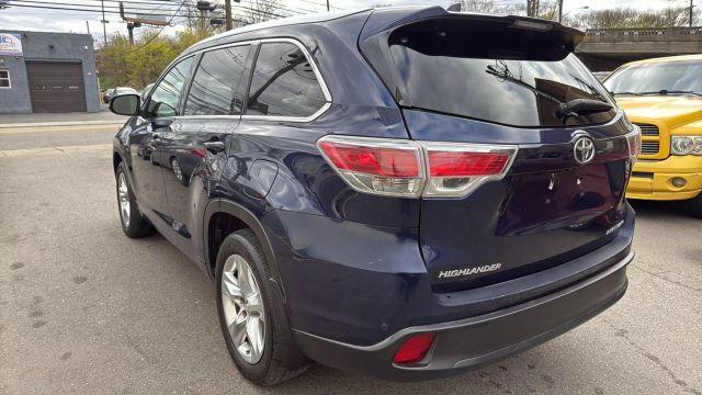 used 2016 Toyota Highlander car, priced at $20,999