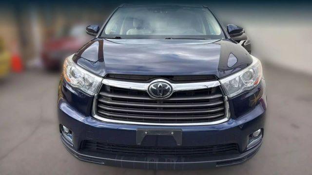 used 2016 Toyota Highlander car, priced at $20,499