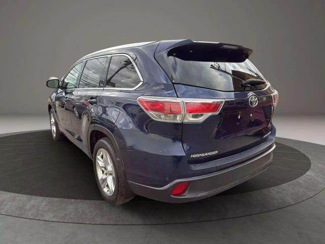 used 2016 Toyota Highlander car, priced at $19,999