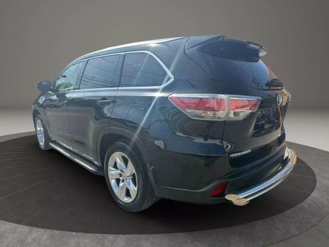 used 2014 Toyota Highlander car, priced at $19,499