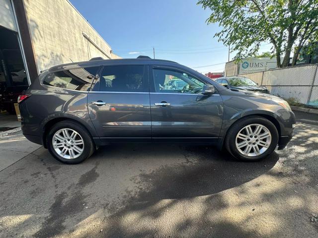 used 2014 Chevrolet Traverse car, priced at $6,799