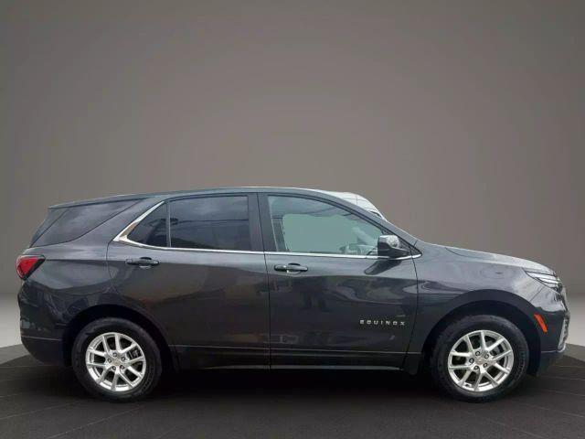 used 2022 Chevrolet Equinox car, priced at $12,999