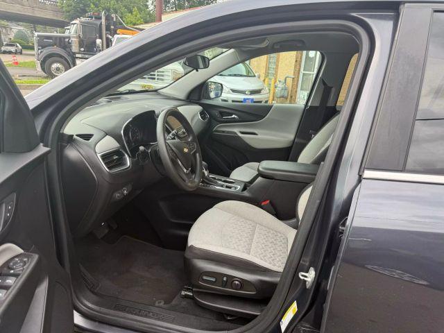 used 2022 Chevrolet Equinox car, priced at $12,999