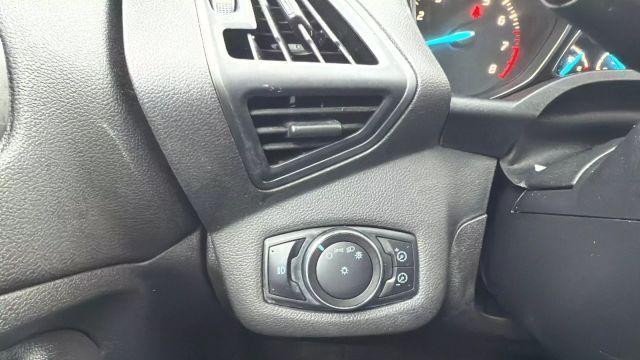 used 2013 Ford Escape car, priced at $5,999