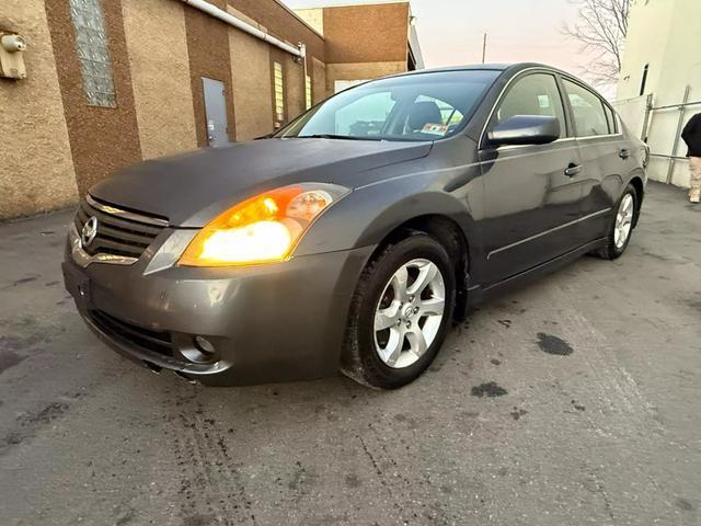 used 2007 Nissan Altima car, priced at $3,999