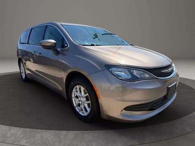 used 2017 Chrysler Pacifica car, priced at $9,299