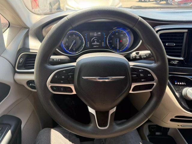 used 2017 Chrysler Pacifica car