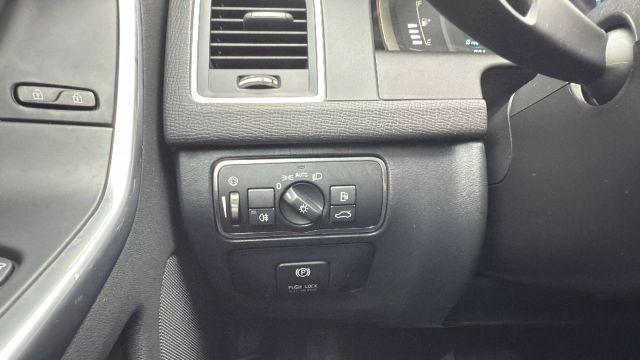 used 2014 Volvo XC60 car, priced at $7,799