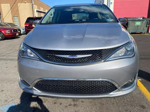 used 2020 Chrysler Pacifica car, priced at $12,999