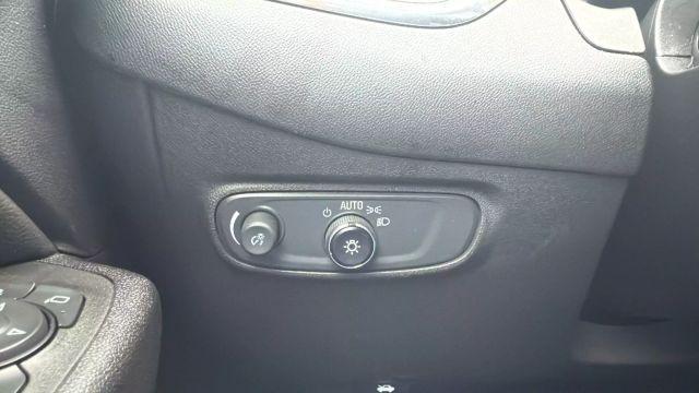 used 2022 Chevrolet Equinox car, priced at $13,499