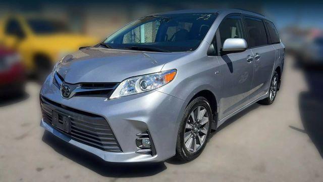 used 2018 Toyota Sienna car, priced at $19,999