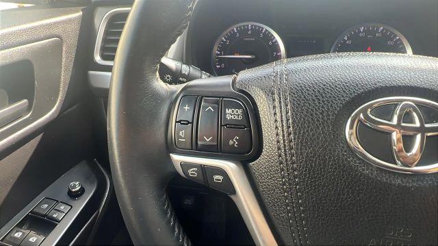 used 2016 Toyota Highlander car, priced at $14,999