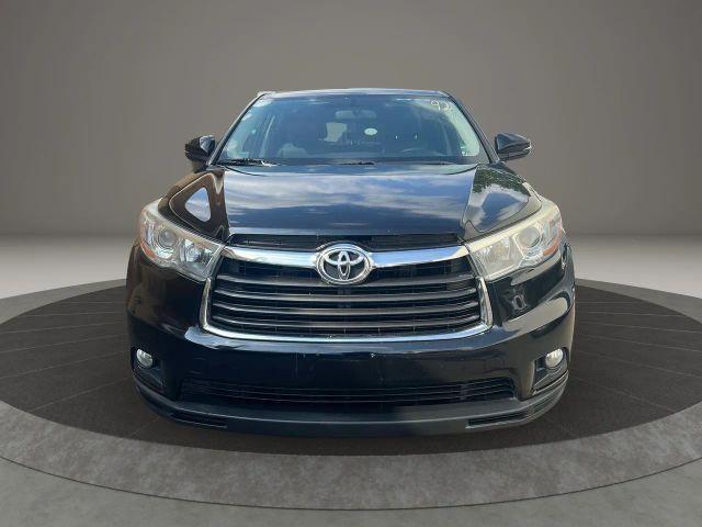 used 2016 Toyota Highlander car, priced at $14,999