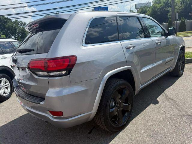 used 2015 Jeep Grand Cherokee car, priced at $10,999