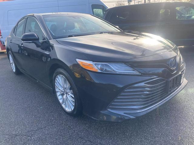 used 2018 Toyota Camry Hybrid car, priced at $17,999