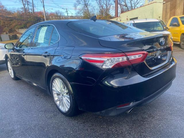 used 2018 Toyota Camry Hybrid car, priced at $17,999