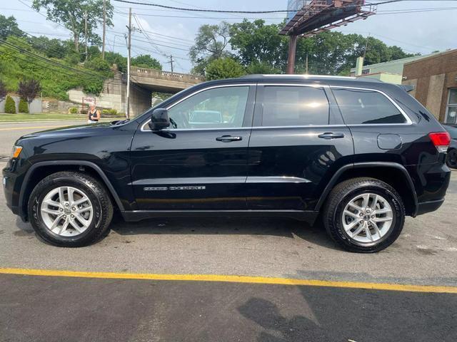 used 2017 Jeep Grand Cherokee car, priced at $10,999