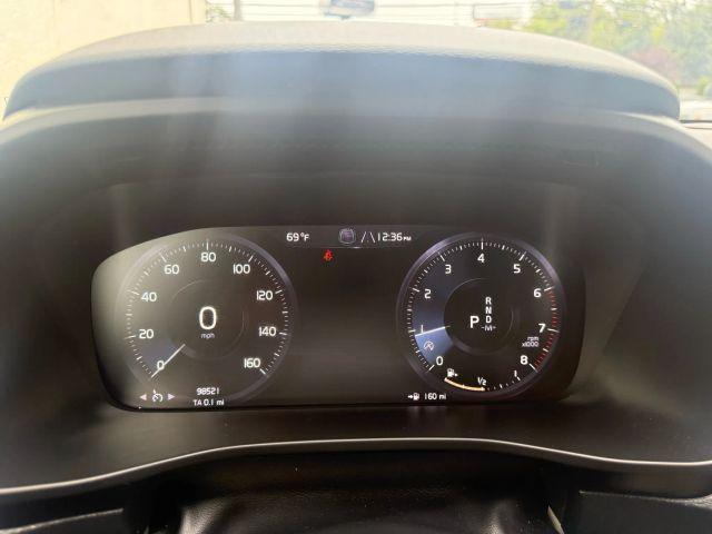 used 2022 Volvo XC40 car, priced at $17,599