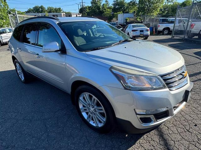 used 2015 Chevrolet Traverse car, priced at $9,999