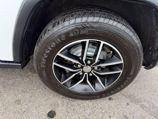 used 2017 Jeep Grand Cherokee car, priced at $16,299