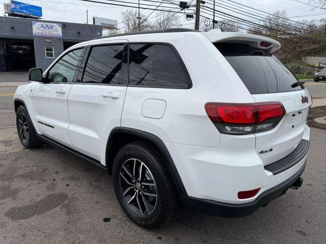 used 2017 Jeep Grand Cherokee car, priced at $16,299