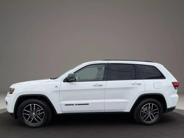 used 2017 Jeep Grand Cherokee car, priced at $15,999