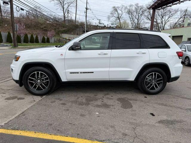 used 2017 Jeep Grand Cherokee car, priced at $16,299