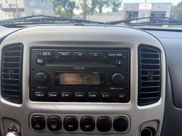 used 2005 Ford Escape Hybrid car, priced at $2,999