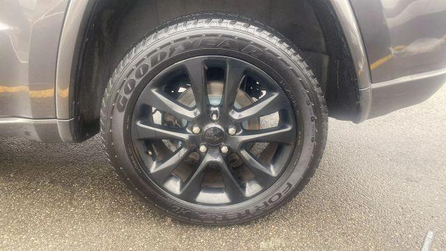 used 2017 Jeep Grand Cherokee car, priced at $11,299