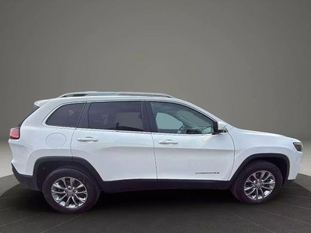 used 2020 Jeep Cherokee car, priced at $15,999