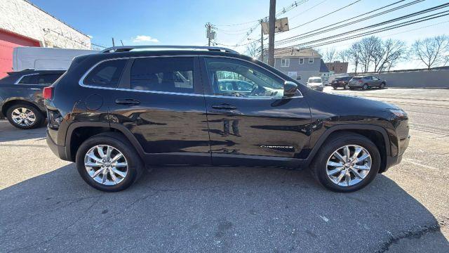 used 2017 Jeep Cherokee car, priced at $10,999