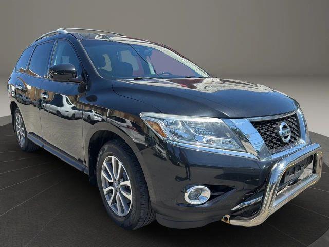 used 2015 Nissan Pathfinder car, priced at $10,499