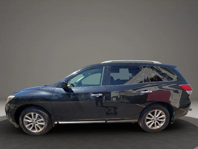 used 2015 Nissan Pathfinder car, priced at $10,499
