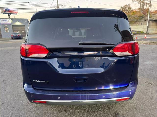 used 2019 Chrysler Pacifica car, priced at $11,399