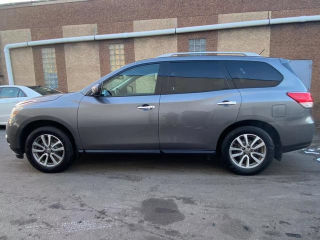 used 2015 Nissan Pathfinder car