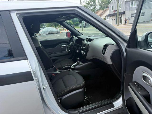 used 2015 Kia Soul car, priced at $10,999
