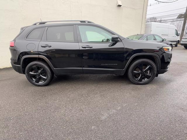 used 2019 Jeep Cherokee car, priced at $11,599