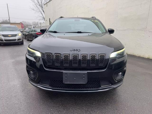 used 2019 Jeep Cherokee car, priced at $11,599