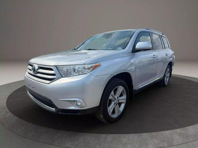used 2013 Toyota Highlander car