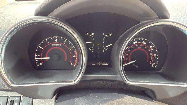 used 2013 Toyota Highlander car, priced at $13,499