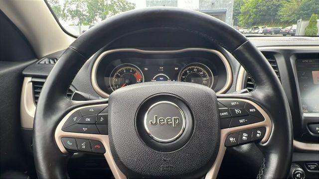 used 2016 Jeep Cherokee car, priced at $10,999