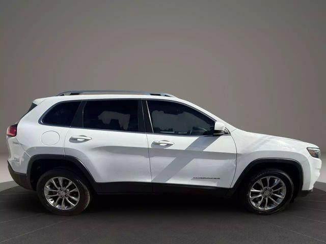 used 2020 Jeep Cherokee car, priced at $15,299