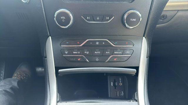 used 2015 Ford Edge car, priced at $10,999