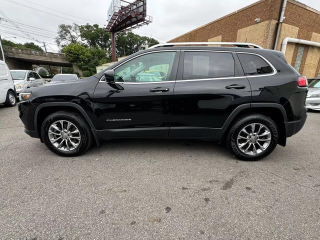 used 2019 Jeep Cherokee car, priced at $12,999