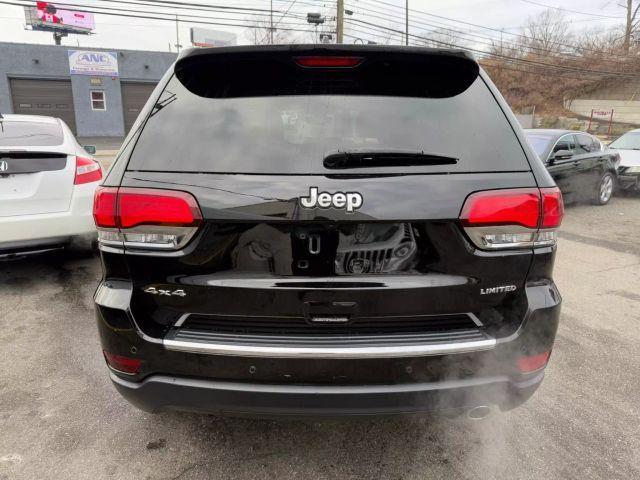 used 2021 Jeep Grand Cherokee car, priced at $17,499