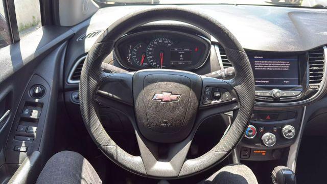 used 2022 Chevrolet Trax car, priced at $11,081
