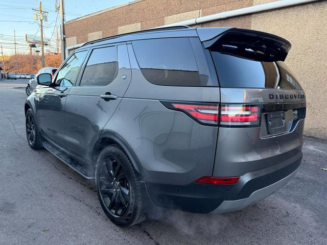 used 2018 Land Rover Discovery car, priced at $17,399